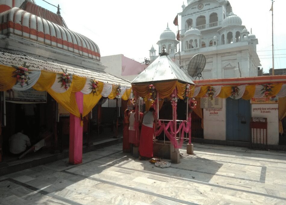 gaurishankar-mahadev-temple